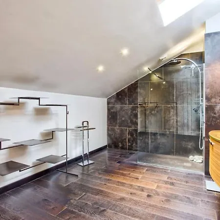 Le Loft Gallery Yourhosthelper 公寓